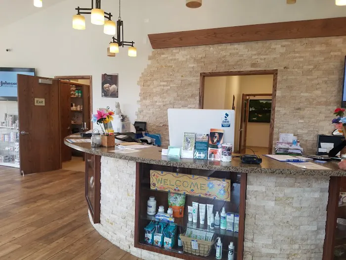 Round Lake Animal Hospital Picture 5