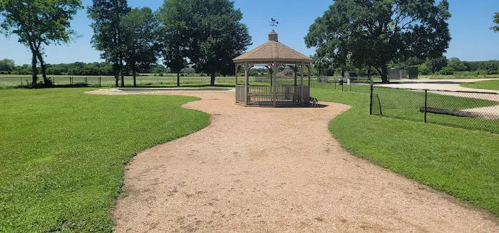 Animal Friends of Washington County veterinary clinic AND dog park Picture 3