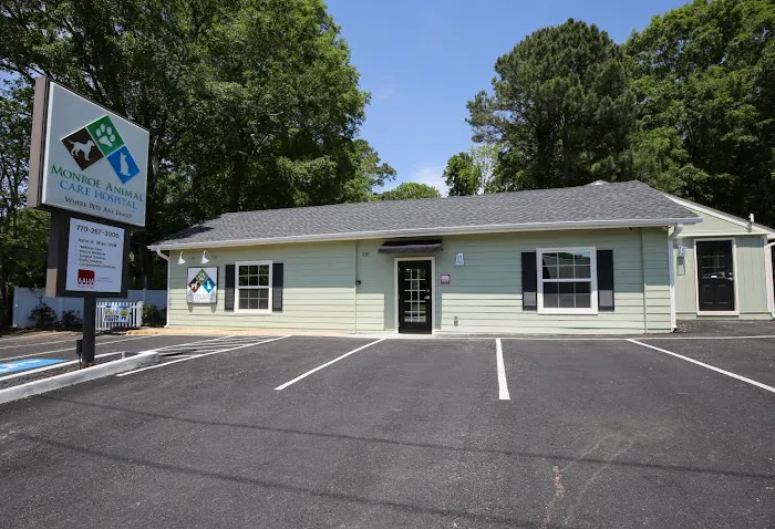Monroe Animal Care Hospital Picture 9