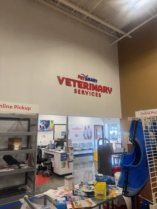 PetSmart Veterinary Services - Smyrna Picture 10