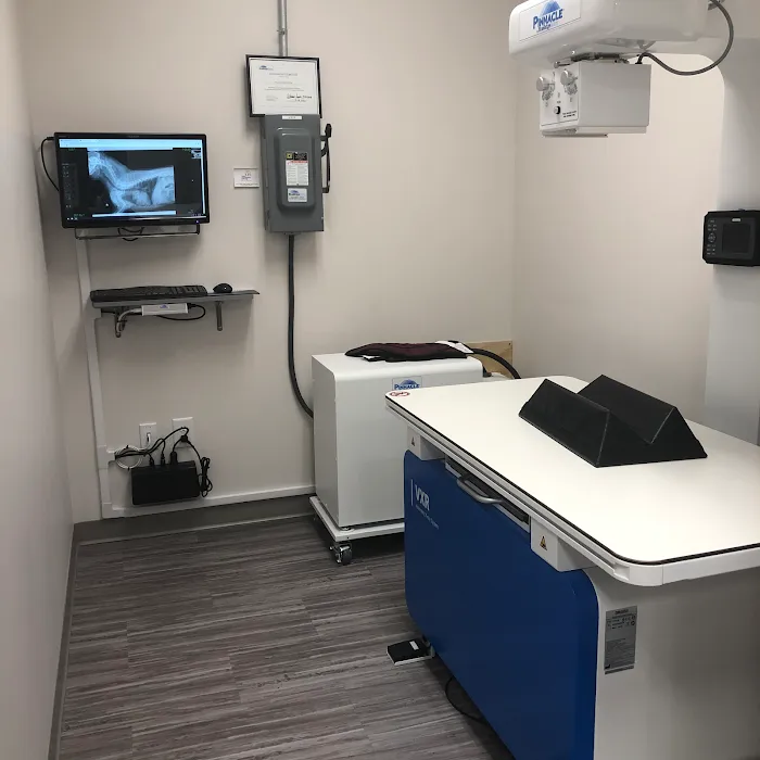 Briarlake Animal Hospital Picture 10