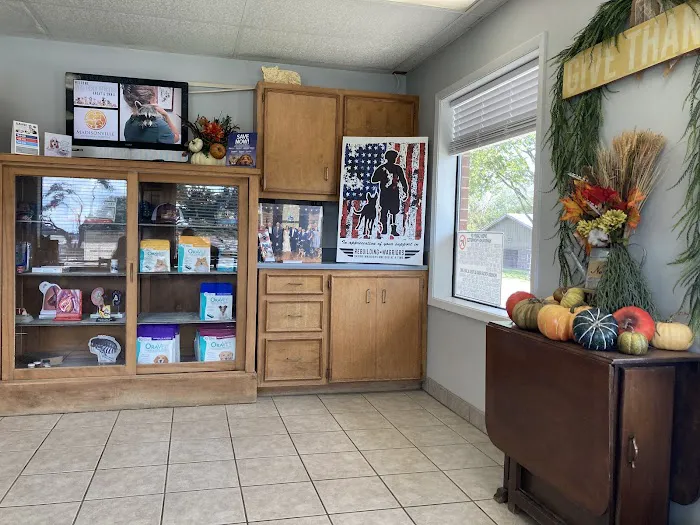 Madisonville Veterinary Hospital Picture 1