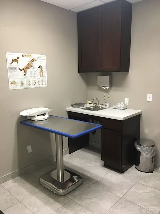 Inland Central Animal Hospital Picture 1