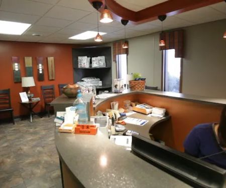 Avenue of the Saints Animal Hospital