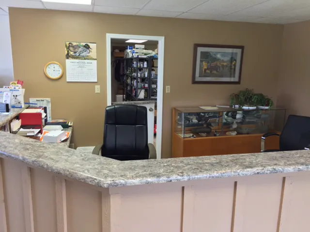 Marshall County Veterinary Clinic Picture 8
