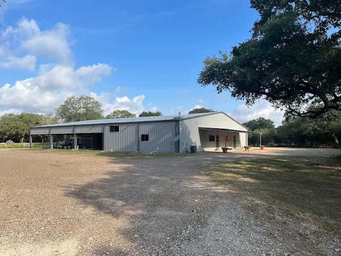 The Whole Horse Veterinary Clinic and Central Tx Equine Picture 3