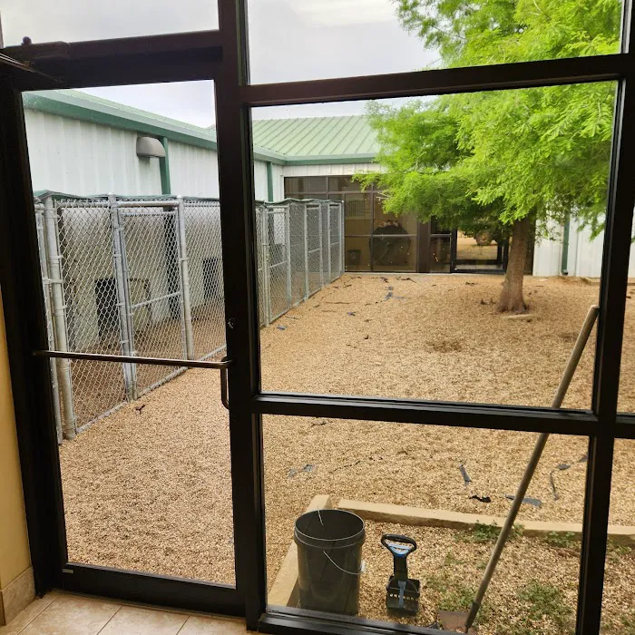 WHARTON VETERINARY CLINIC Picture 3