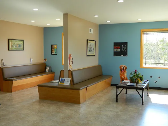 Westosha Veterinary Hospital Picture 1