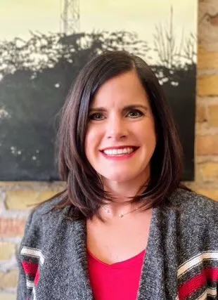 Kelly Schildt, DVM Picture 1