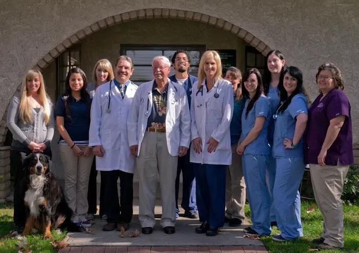 Animal Medical Center of Redlands Picture 8