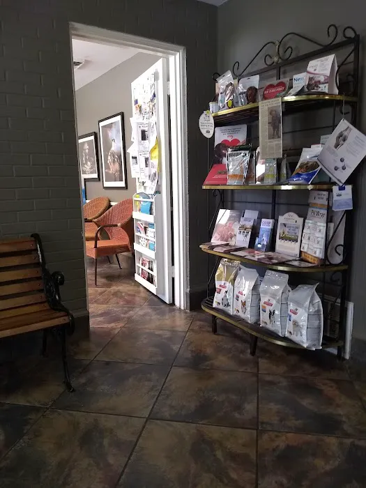 Broadmoor Animal Hospital Picture 2