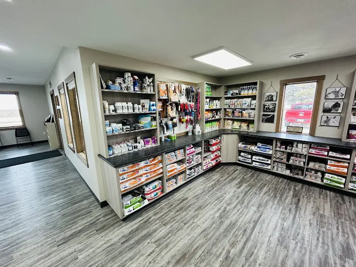 Readlyn Veterinary Associates Picture 10