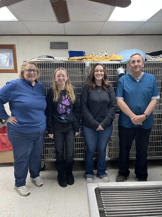 Sauk Trail Animal Hospital Picture 4