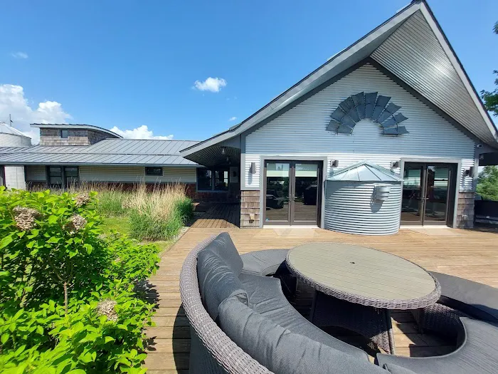 Lake Geneva Veterinary Clinic Picture 4