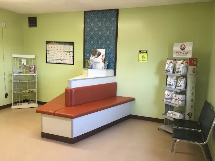 Sears Veterinary Hospital Picture 4