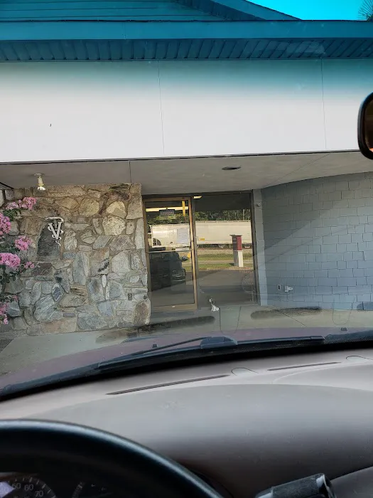 Anniston Veterinary Clinic Picture 4