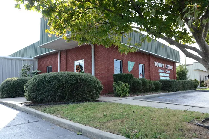 Red Oak Veterinary Clinic Picture 5