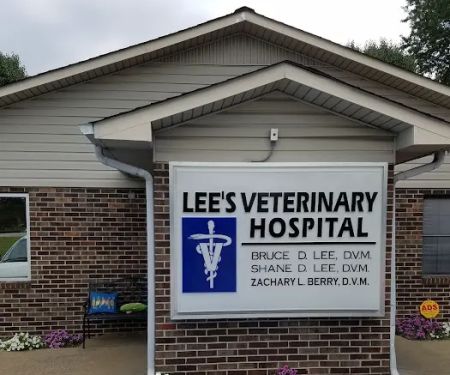 Lee's Veterinary Hospital
