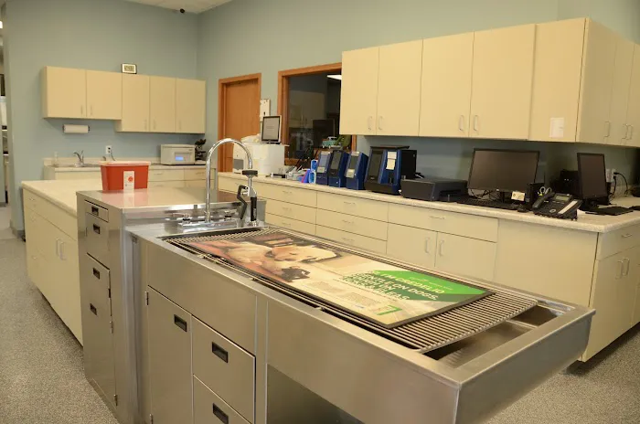 Advanced Pet Care Clinic Picture 3