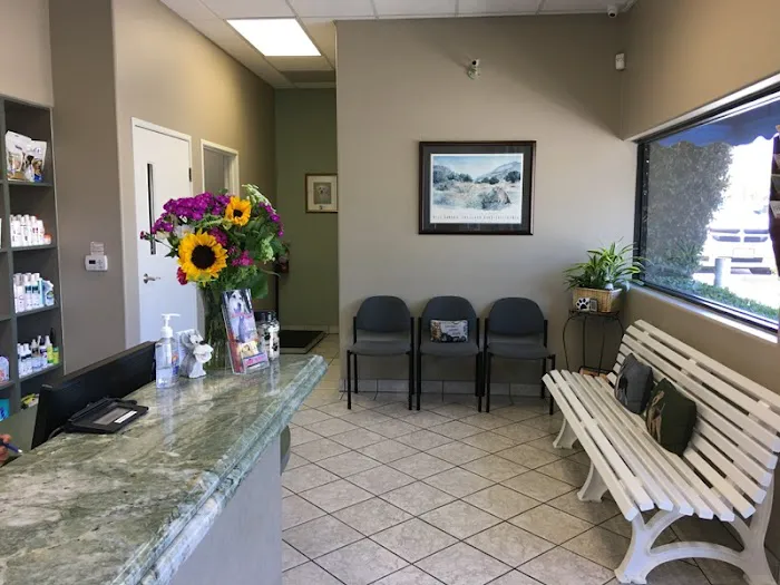 Newbury Park Veterinary Clinic Picture 6