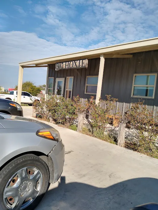 Coupland Veterinary Hospital - Dr. Arlon Graef, DVM Picture 9