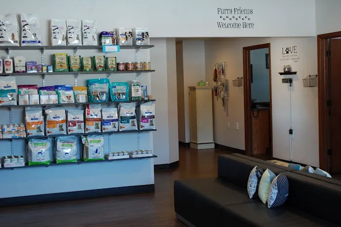 Adams Marquette Veterinary Service Inc Picture 1
