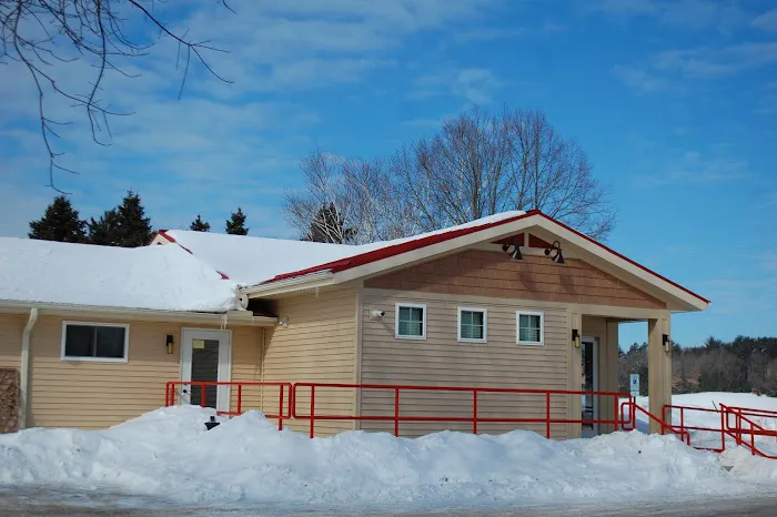 Adams Marquette Veterinary Service Inc Picture 9