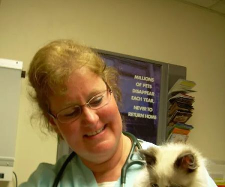 Gildner Janet D DVM