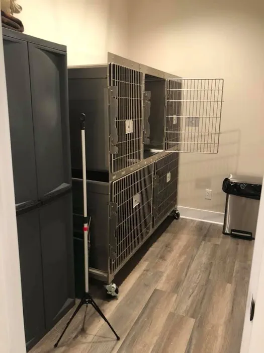 Midwest Veterinary Clinic Picture 2