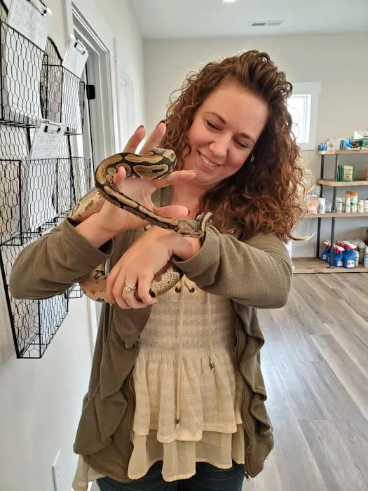 Midwest Veterinary Clinic Picture 1