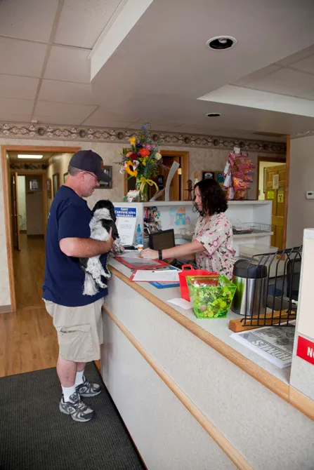 Spoon River Animal Clinic Picture 2