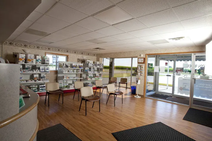 Spoon River Animal Clinic Picture 7