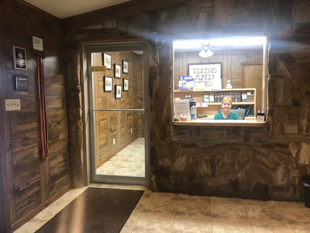 Caldwell Veterinary Clinic Picture 8