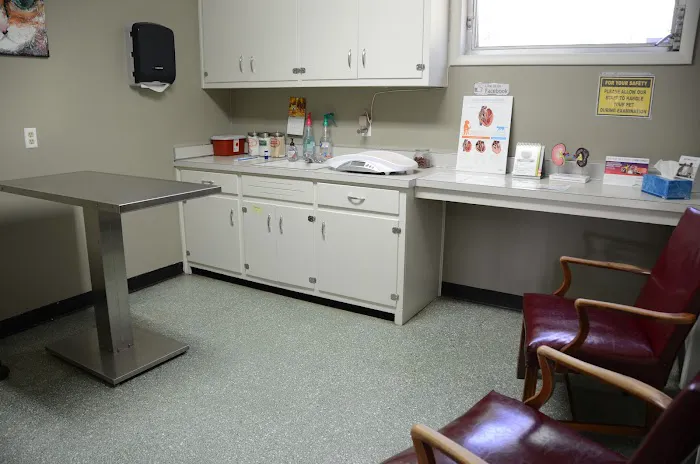 Brown Animal Hospital Picture 10