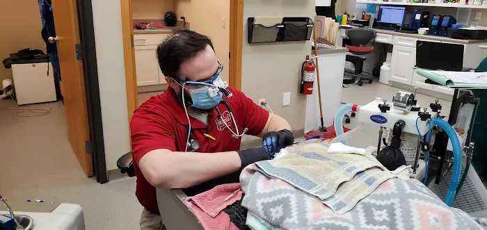 Grinnell Veterinary Clinic, LLP Picture 7