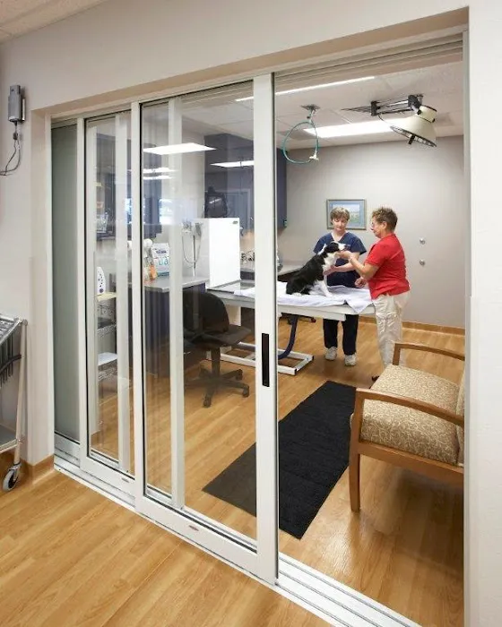 Veterinary Village ICSB WI/IL Brownsville Lomira Small Animal Clinic Picture 8