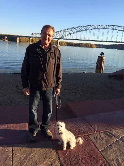 Neumeister Animal Hospital Picture 2