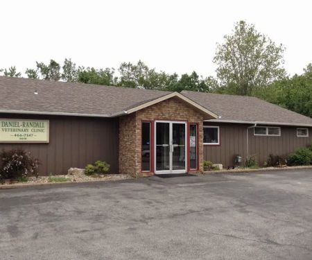 Daniel-Randall Veterinary Clinic