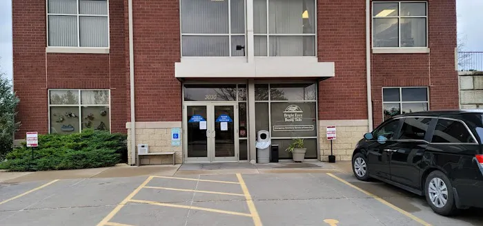 Emergency Veterinary Service of Iowa City Picture 2