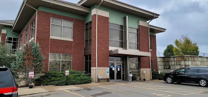 Emergency Veterinary Service of Iowa City Picture 1