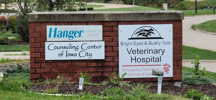 Emergency Veterinary Service of Iowa City Picture 3