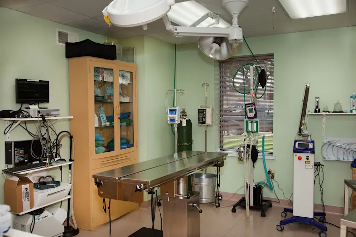 West Allis Veterinary Clinic Picture 1