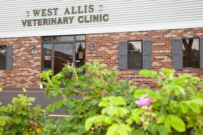 West Allis Veterinary Clinic Picture 7