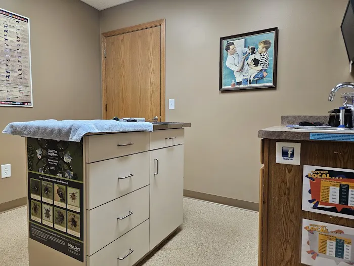 Tyranena Veterinary Clinic Picture 1