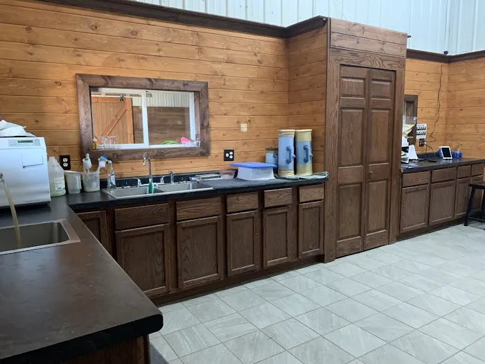 Abraham's Equine Reproduction Center Picture 1