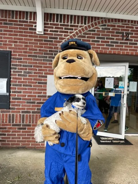 HELP Spay Neuter Clinic Picture 9