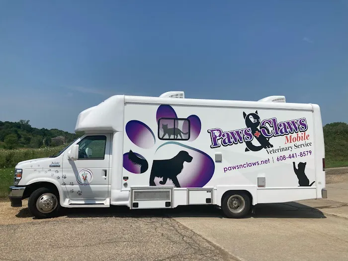 Paws & Claws Mobile Veterinary Service, LLC Picture 5