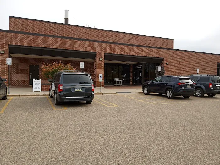 UW Veterinary Care Picture 10