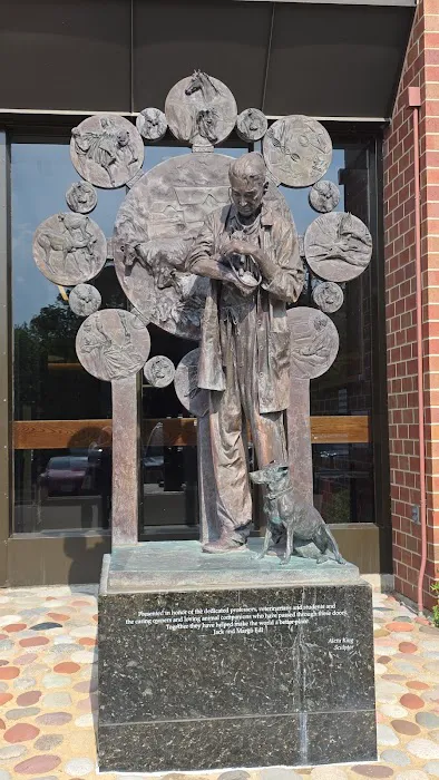 UW Veterinary Medical Center Picture 3