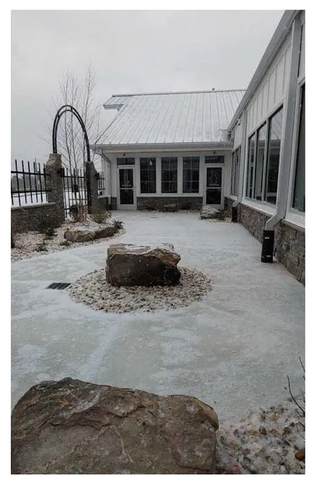 Kent Farms Animal Hospital Picture 1